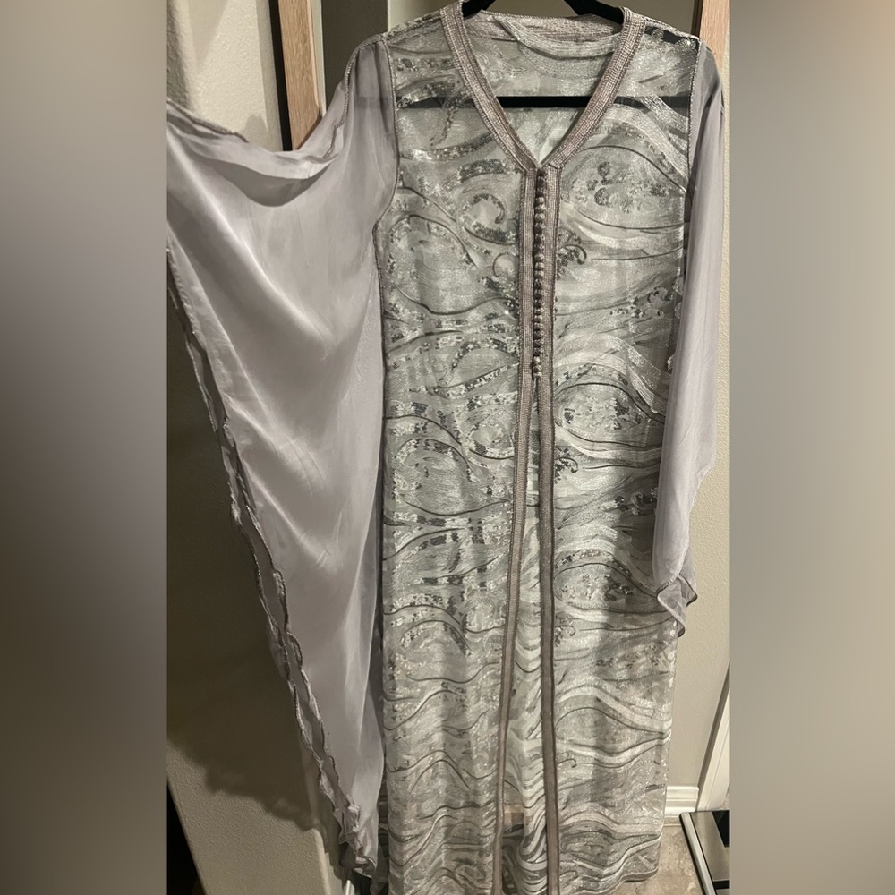 Moroccan caftan size S silver beading